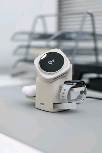 SIQ MagDock Pro – Seamless 3-in-1 Charging station